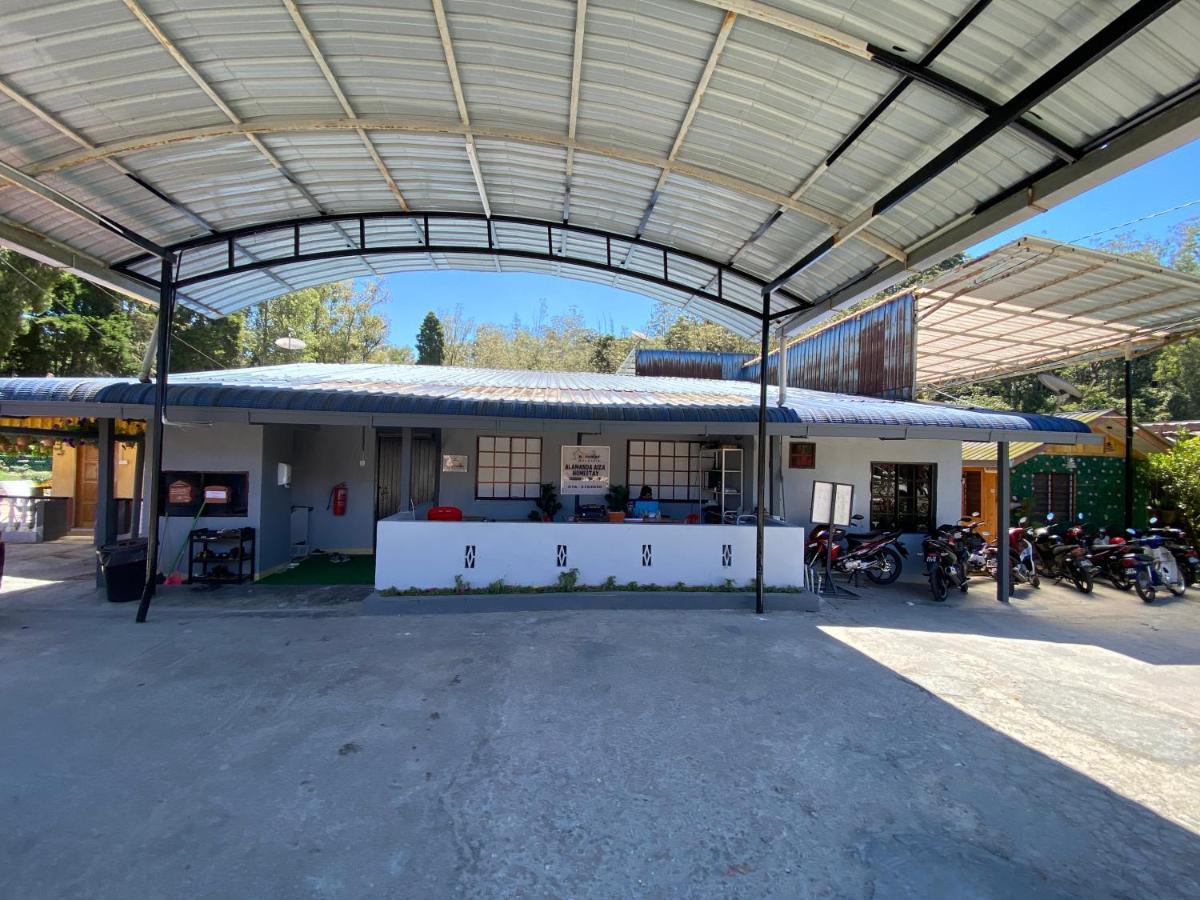 Aiza Homestay Opposite Abang Strawberry Taman Sedia Tanah Rata Ngoại thất bức ảnh