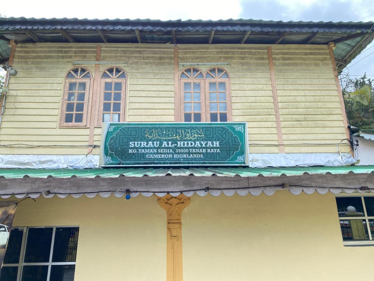 Aiza Homestay Opposite Abang Strawberry Taman Sedia Tanah Rata Ngoại thất bức ảnh