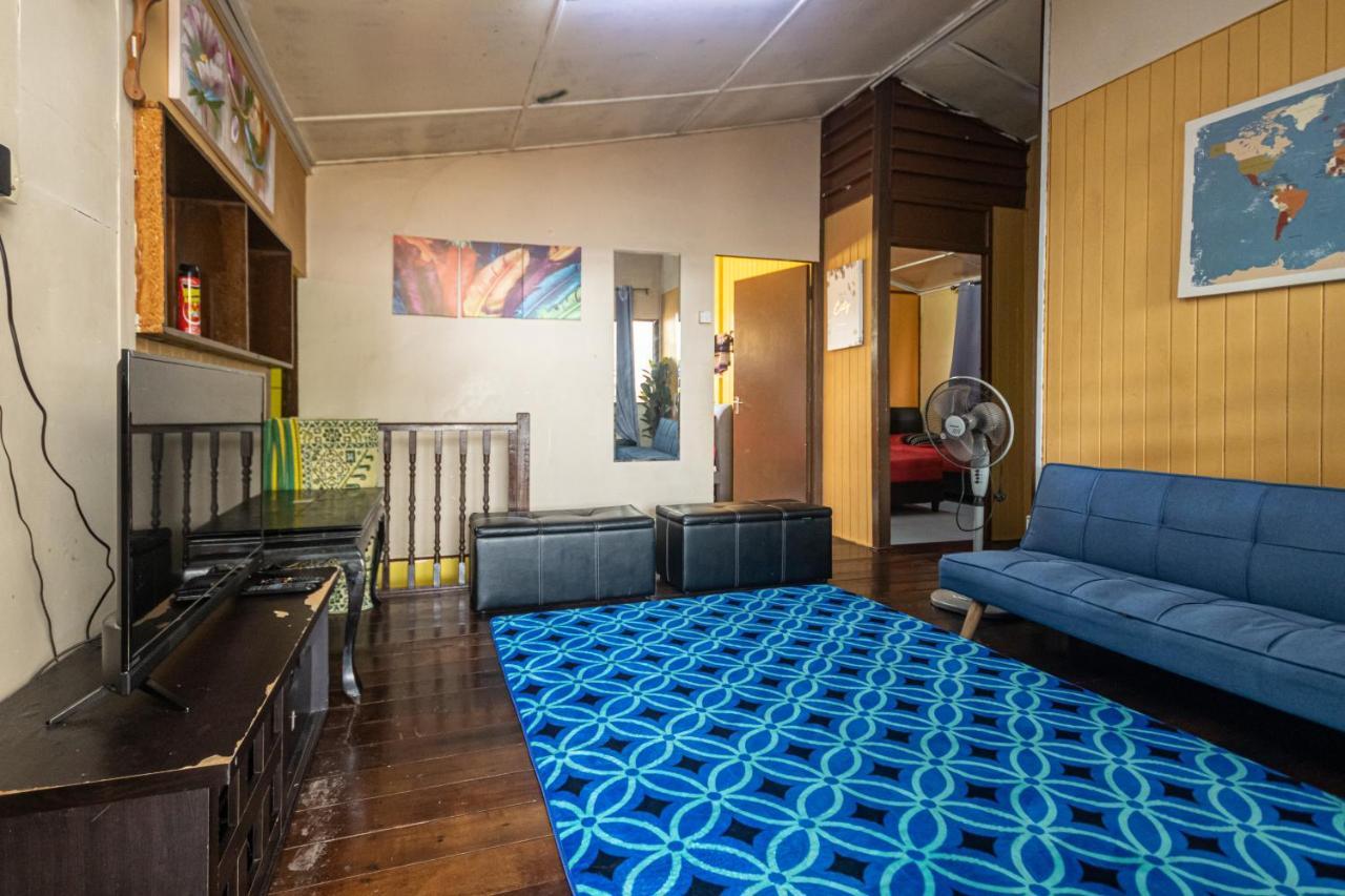 Aiza Homestay Opposite Abang Strawberry Taman Sedia Tanah Rata Ngoại thất bức ảnh