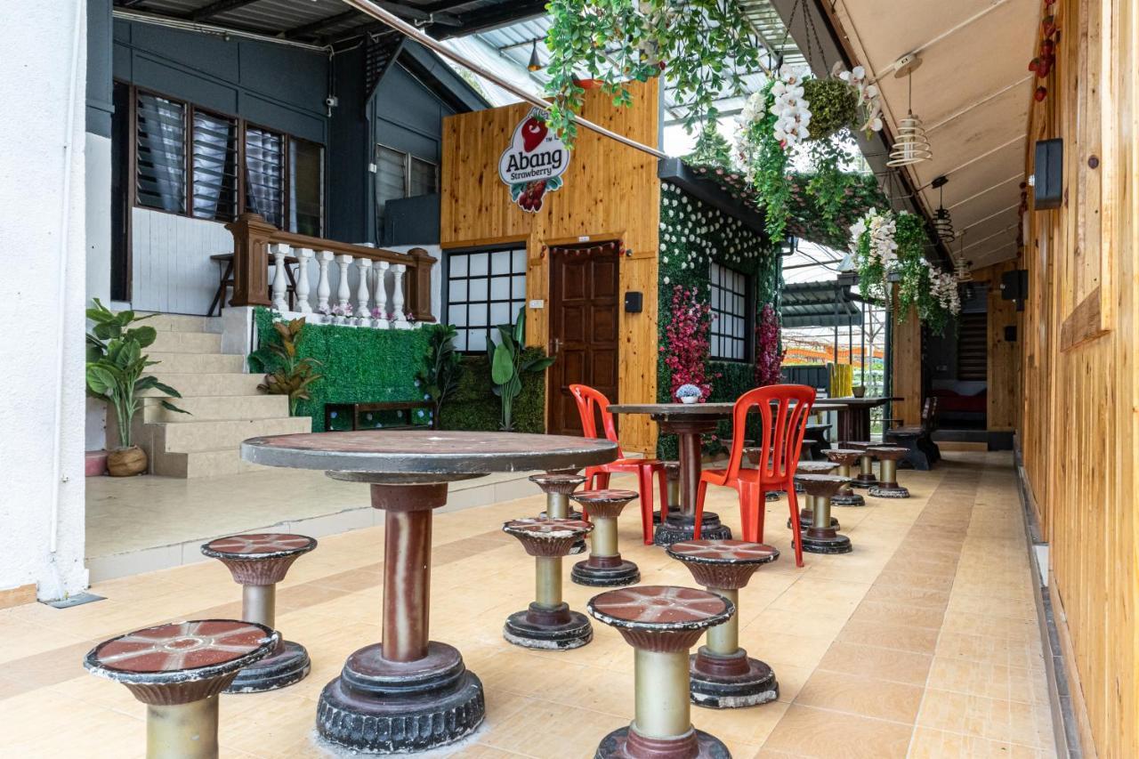 Aiza Homestay Opposite Abang Strawberry Taman Sedia Tanah Rata Ngoại thất bức ảnh
