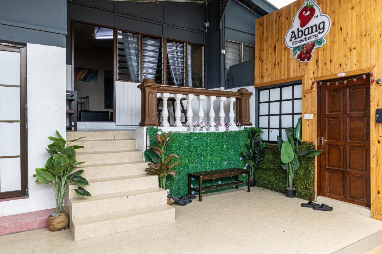 Aiza Homestay Opposite Abang Strawberry Taman Sedia Tanah Rata Ngoại thất bức ảnh